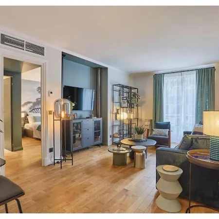 Notre Dame De By Prestige * 巴黎