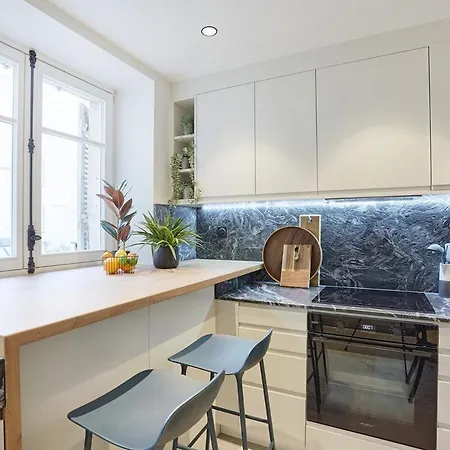 Notre Dame De By Prestige